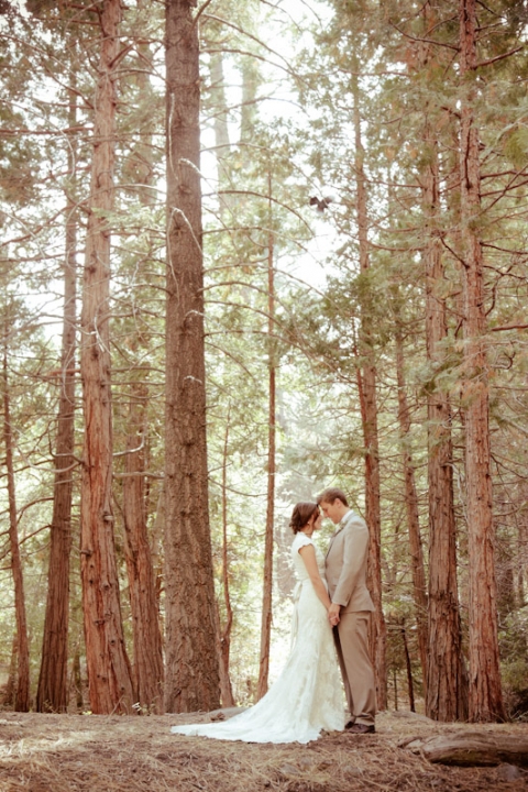 California-wedding-Photographer-wedding-in-the-woods-38(pp_w480_h720)