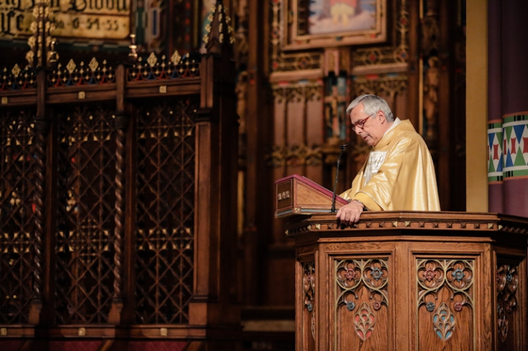 Wedding-Photographer-Catholic-Wedding-Photographer016-Blog(pp_w768_h511)