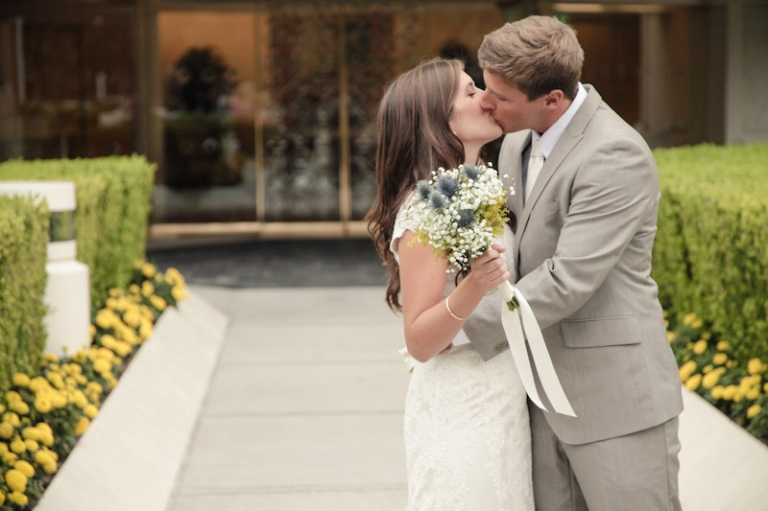 Wedding-and-Portrait-Photographer-LDS-San-Diego-Temple-Wedding006IMG_3054-Blog(pp_w768_h511)