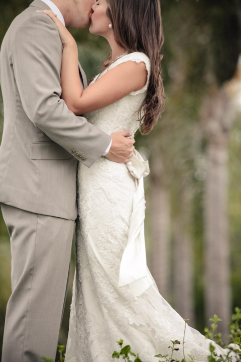 Wedding-and-Portrait-Photographer-LDS-San-Diego-Temple-Wedding015IMG_3309-Blog(pp_w480_h720)