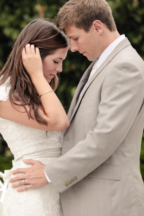 Wedding-and-Portrait-Photographer-LDS-San-Diego-Temple-Wedding022IMG_3452-Blog(pp_w480_h720)
