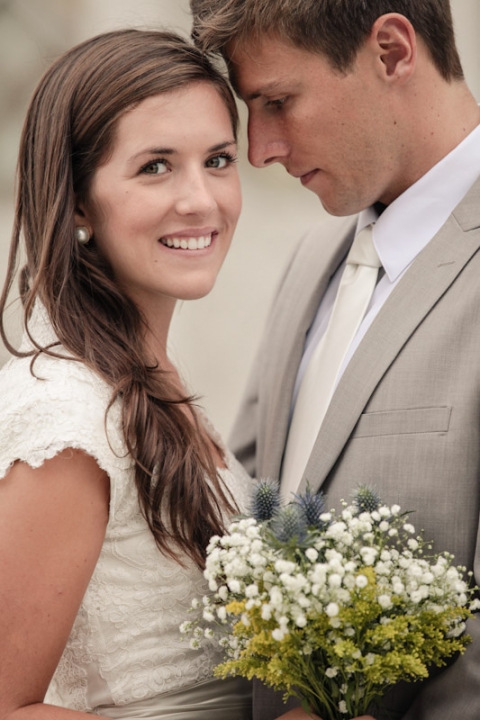 Wedding-and-Portrait-Photographer-LDS-San-Diego-Temple-Wedding024IMG_3419-Blog(pp_w480_h720)