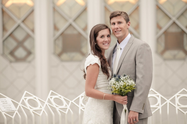 Wedding-and-Portrait-Photographer-LDS-San-Diego-Temple-Wedding027IMG_3415-Blog(pp_w768_h511)