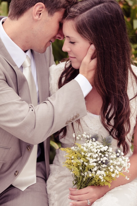 Wedding-and-Portrait-Photographer-LDS-San-Diego-Temple-Wedding032IMG_3510-Blog(pp_w480_h720)