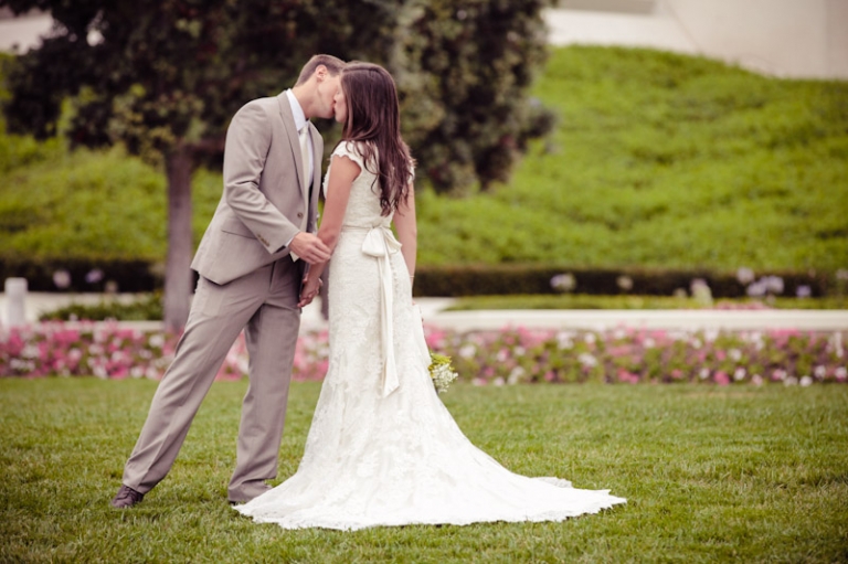 Wedding-and-Portrait-Photographer-LDS-San-Diego-Temple-Wedding035IMG_3657-Blog(pp_w768_h511)
