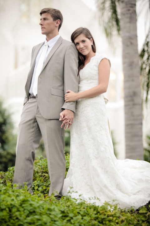 Wedding-and-Portrait-Photographer-LDS-San-Diego-Temple-Wedding040IMG_3735-Blog(pp_w480_h720)