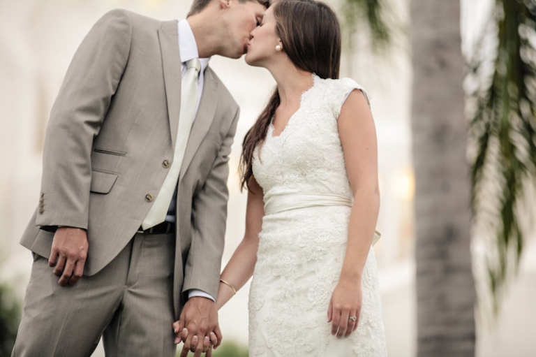 Wedding-and-Portrait-Photographer-LDS-San-Diego-Temple-Wedding042IMG_3722-Blog(pp_w768_h511)