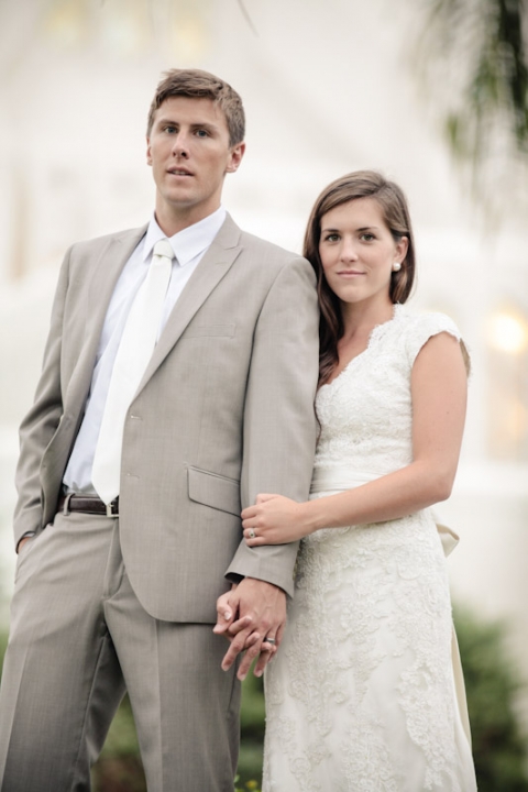 Wedding-and-Portrait-Photographer-LDS-San-Diego-Temple-Wedding043IMG_3740-Blog(pp_w480_h720)