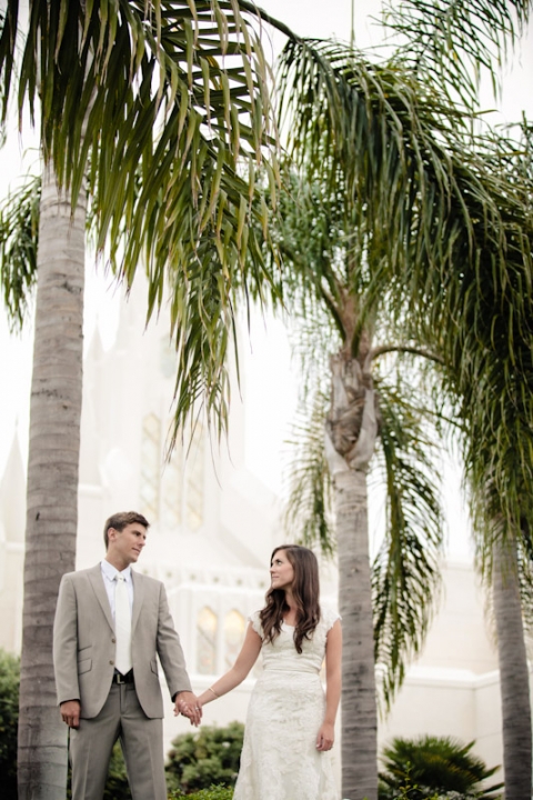 Wedding-and-Portrait-Photographer-LDS-San-Diego-Temple-Wedding044IMG_3708-Blog(pp_w480_h720)