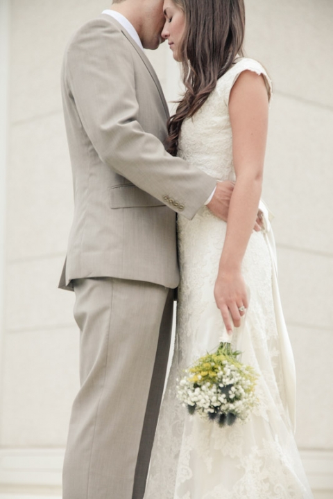 Wedding-and-Portrait-Photographer-LDS-San-Diego-Temple-Wedding045IMG_3805-Blog(pp_w480_h720)