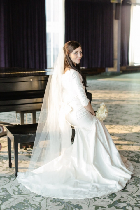 EK-Studios-Utah-Wedding-Photographers-Salt-Lake-City-Bridals020-Blog(pp_w480_h720)