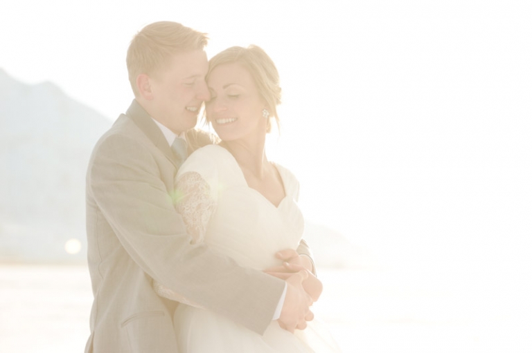 EK-Studios-Utah-Wedding-Photographers-Saltair-Winter-Bridals020-Blog(pp_w768_h511)