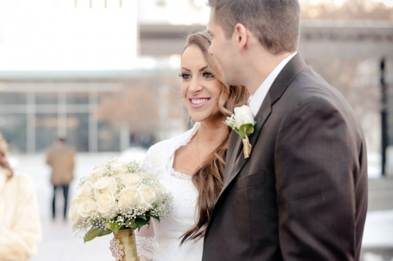 EK-Studios-Utah-Wedding-Photographers-Temple-Sealing-SLC-Winter-Wedding010-Blog(pp_w768_h511)