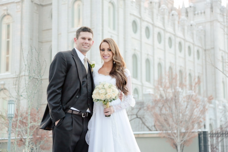 EK-Studios-Utah-Wedding-Photographers-Temple-Sealing-SLC-Winter-Wedding021-Blog(pp_w768_h511)