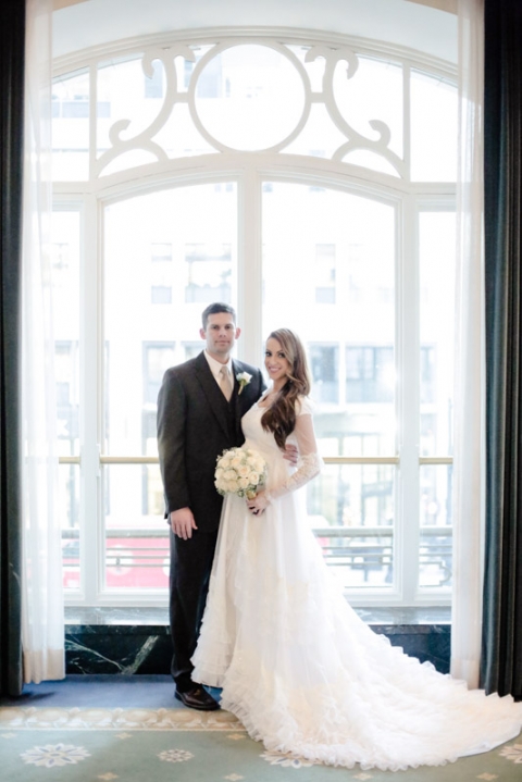 EK-Studios-Utah-Wedding-Photographers-Temple-Sealing-SLC-Winter-Wedding034-Blog(pp_w480_h719)