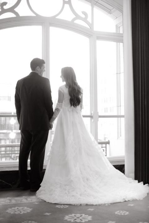 EK-Studios-Utah-Wedding-Photographers-Temple-Sealing-SLC-Winter-Wedding036-Blog(pp_w480_h720)