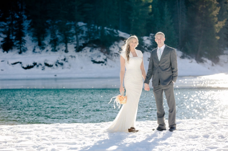 EK-Studios-Utah-Wedding-Photographers-Winter-Canyon-Bridals-at-Lake013-Blog(pp_w768_h511)
