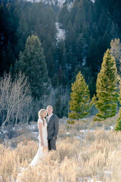 EK-Studios-Utah-Wedding-Photographers-Winter-Canyon-Bridals-at-Lake025-Blog(pp_w480_h720)