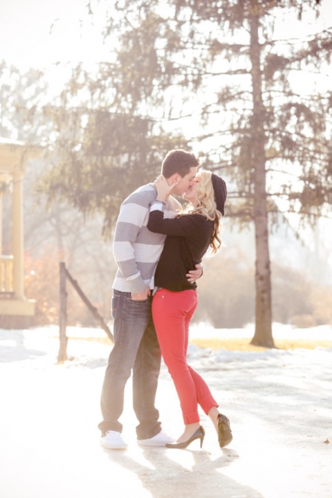 EK-Studios-Utah-Wedding-Photographers-Winter-Engagements-Utah003-Blog(pp_w480_h720)