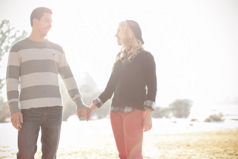 EK-Studios-Utah-Wedding-Photographers-Winter-Engagements-Utah021-Blog(pp_w768_h511)