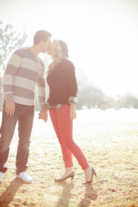 EK-Studios-Utah-Wedding-Photographers-Winter-Engagements-Utah023-Blog(pp_w480_h720)