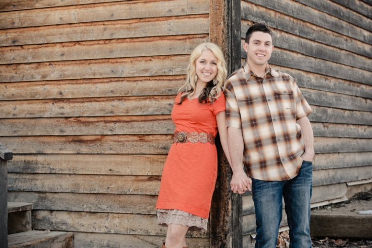EK-Studios-Utah-Wedding-Photographers-Winter-Engagements-Utah030-Blog(pp_w768_h511)