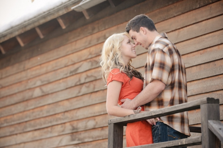 EK-Studios-Utah-Wedding-Photographers-Winter-Engagements-Utah033-Blog(pp_w768_h511)