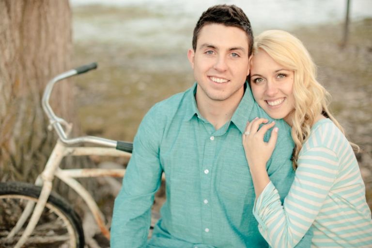 EK-Studios-Utah-Wedding-Photographers-Winter-Engagements-Utah048-Blog(pp_w768_h511)