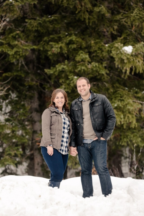 EK-Studios-Utah-Wedding-Photographers-Winter-Engagements-at-Sundance-UT005-Blog(pp_w480_h720)