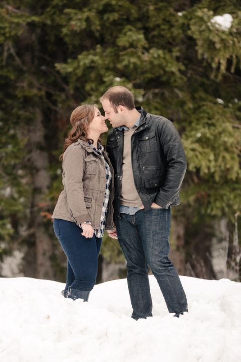 EK-Studios-Utah-Wedding-Photographers-Winter-Engagements-at-Sundance-UT007-Blog(pp_w480_h720)