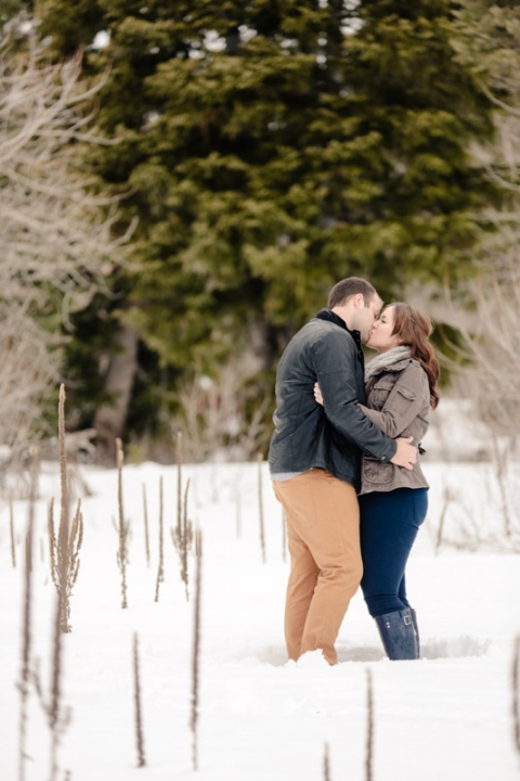 EK-Studios-Utah-Wedding-Photographers-Winter-Engagements-at-Sundance-UT023-Blog(pp_w480_h720)