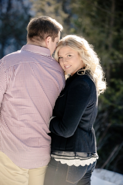 EK-Studios-Utah-Wedding-Photographers-Winter-Engagements-in-the-mountains005-Blog(pp_w480_h720)
