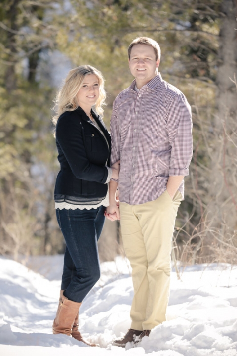 EK-Studios-Utah-Wedding-Photographers-Winter-Engagements-in-the-mountains012-Blog(pp_w480_h720)