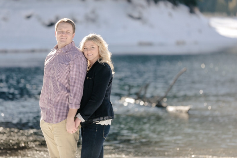 EK-Studios-Utah-Wedding-Photographers-Winter-Engagements-in-the-mountains019-Blog(pp_w768_h511)