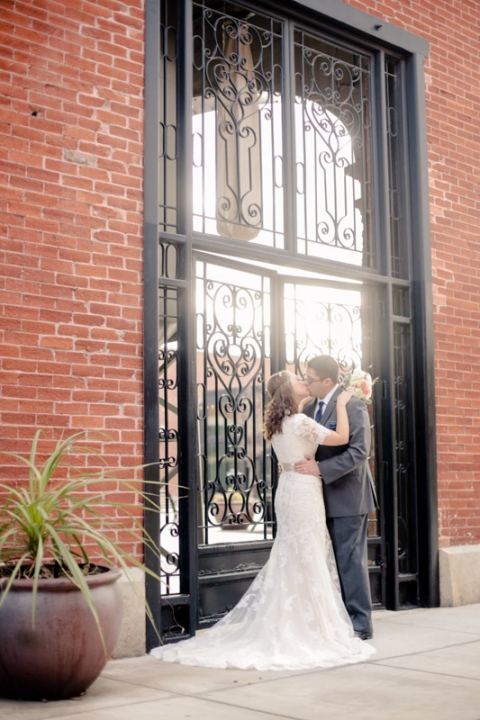 EK-Studios-Wedding-Photographer-Bridals-in-the-city-SLC004-Blog(pp_w480_h720)