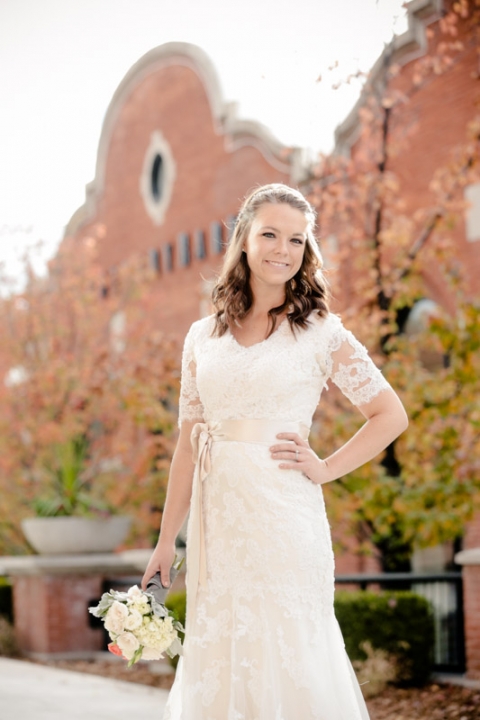 EK-Studios-Wedding-Photographer-Bridals-in-the-city-SLC008-Blog(pp_w480_h720)