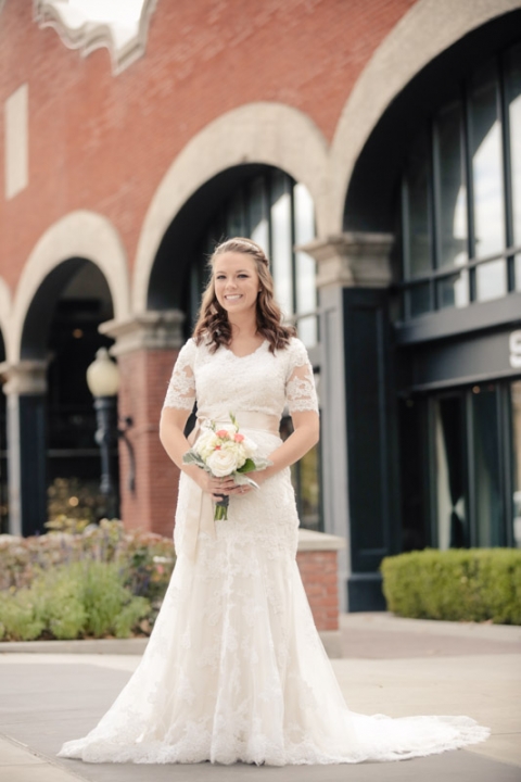 EK-Studios-Wedding-Photographer-Bridals-in-the-city-SLC019-Blog(pp_w480_h720)