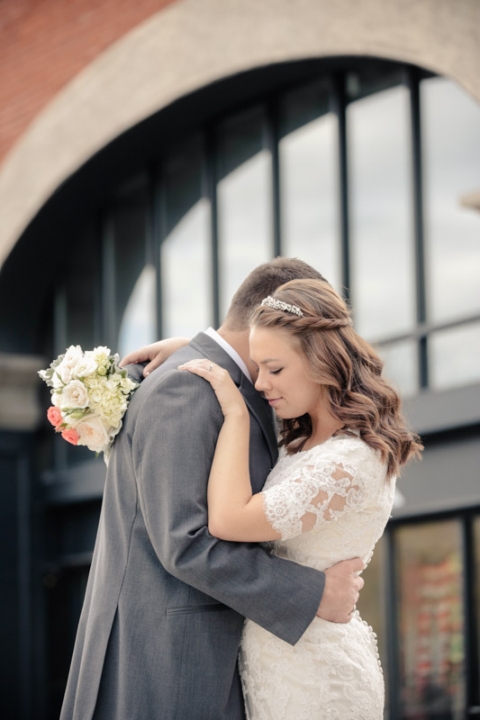 EK-Studios-Wedding-Photographer-Bridals-in-the-city-SLC020-Blog(pp_w480_h720)