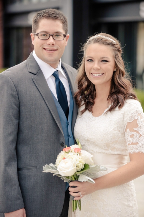 EK-Studios-Wedding-Photographer-Bridals-in-the-city-SLC021-Blog(pp_w480_h720)