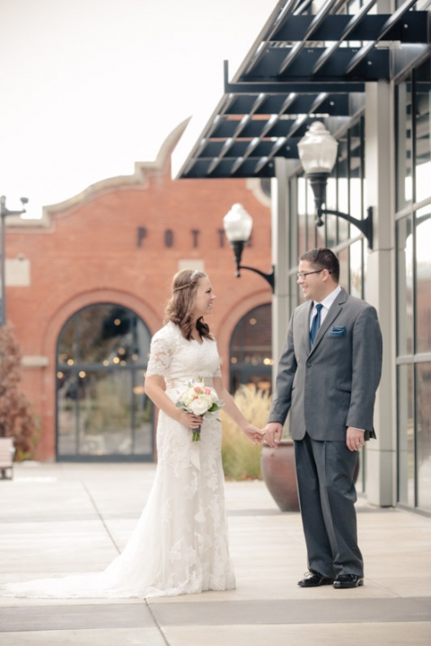 EK-Studios-Wedding-Photographer-Bridals-in-the-city-SLC024-Blog(pp_w480_h720)