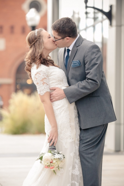 EK-Studios-Wedding-Photographer-Bridals-in-the-city-SLC025-Blog(pp_w480_h719)