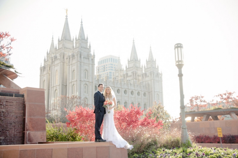 EK-Studios-Wedding-Photographer-Fall-Bridals-SLC-Temple-Wedding-pre-shoot035-Blog(pp_w768_h511)
