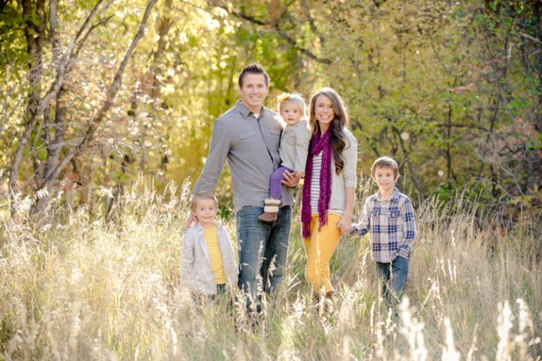 EK-Studios-Wedding-Photographer-Fall-Family-Photos-Utah001-Blog(pp_w768_h511)