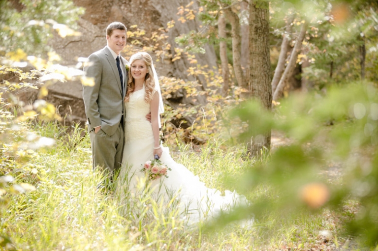 EK-Studios-Wedding-Photographer-Fall-canyon-bridals011-Blog(pp_w768_h511)