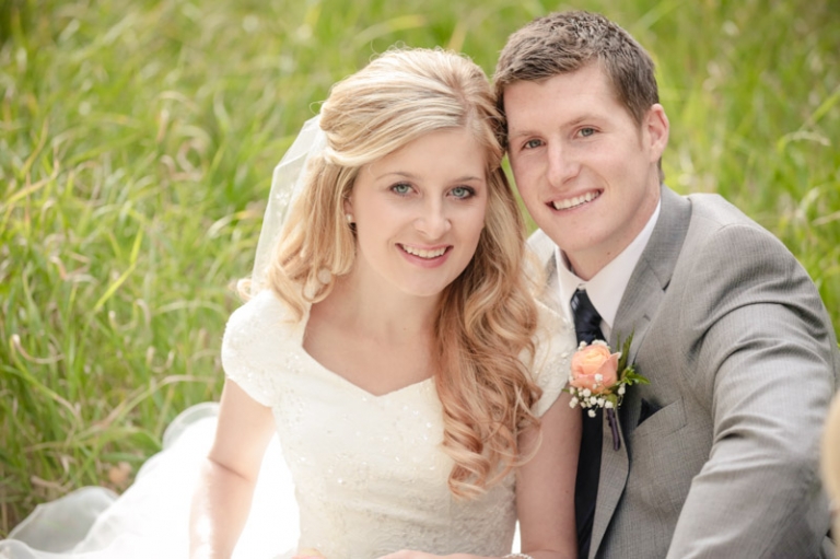 EK-Studios-Wedding-Photographer-Fall-canyon-bridals019-Blog(pp_w768_h511)
