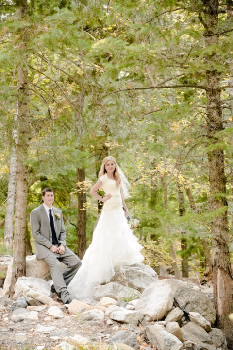 EK-Studios-Wedding-Photographer-Fall-canyon-bridals020-Blog(pp_w480_h720)