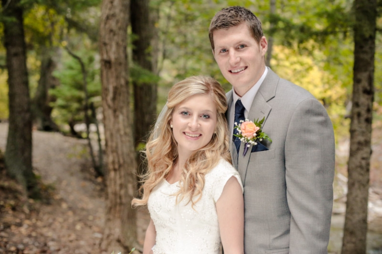 EK-Studios-Wedding-Photographer-Fall-canyon-bridals034-Blog(pp_w768_h511)