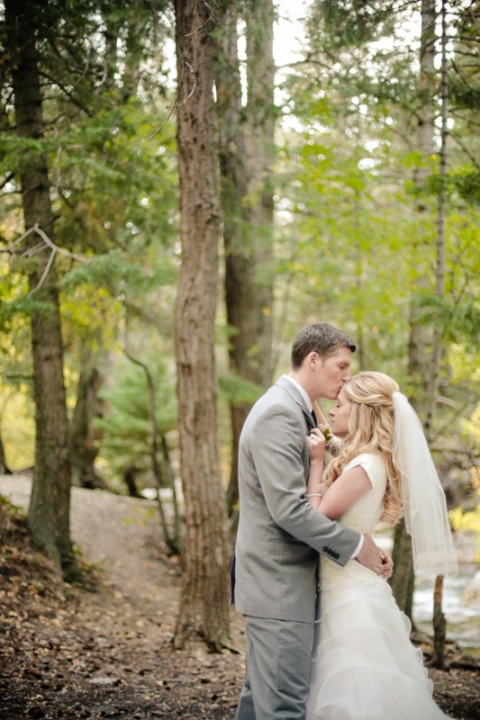 EK-Studios-Wedding-Photographer-Fall-canyon-bridals037-Blog(pp_w480_h720)