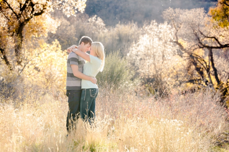 EK-Studios-Wedding-Photographer-Fall-sunkissed-enagements001-Blog(pp_w768_h511)