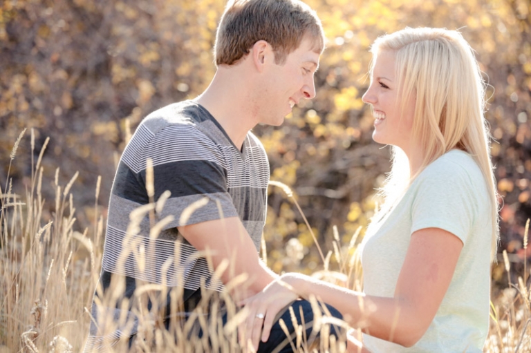 EK-Studios-Wedding-Photographer-Fall-sunkissed-enagements003-Blog(pp_w768_h511)